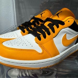 Jordan 1 low taxi yellow men’s 8